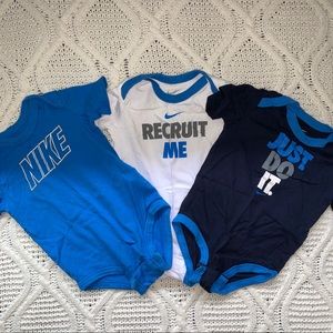 baby nike set